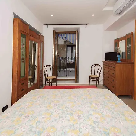 Apartment Gioeni 23 *